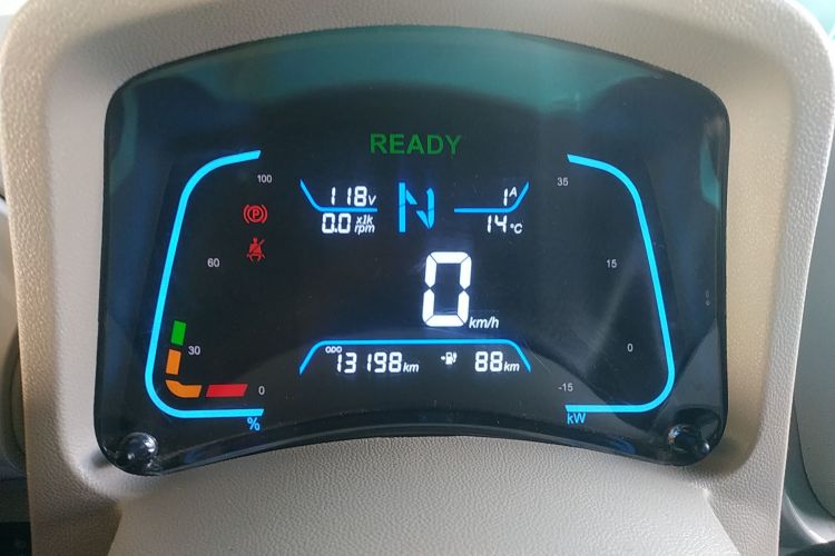 江铃集团新能源 易至EV2 2024款 201km 舒适型中控内饰14