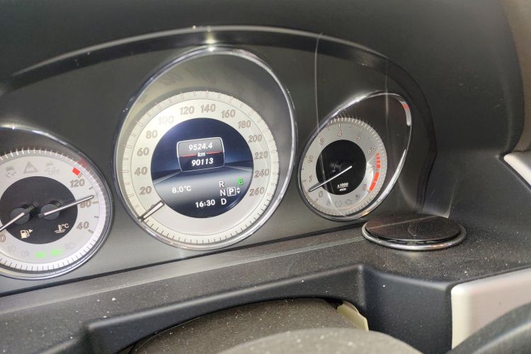 奔驰GLK级 2015款 GLK 300 4MATIC 时尚型 极致版中控内饰15