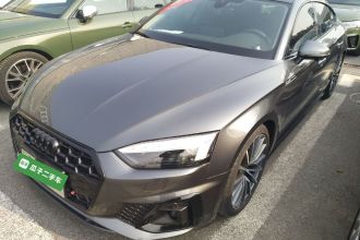 奥迪A5 2023款 Sportback 40 TFSI quattro 豪华动感型