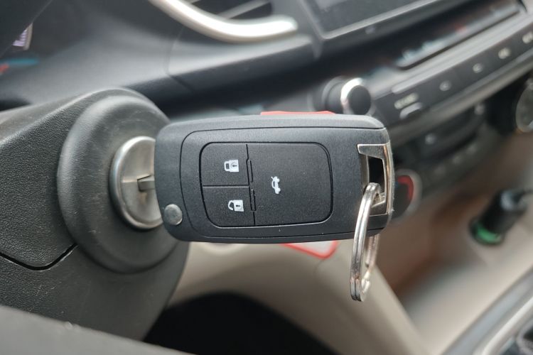 别克 英朗 2016款 15N 自动精英型中控内饰7001