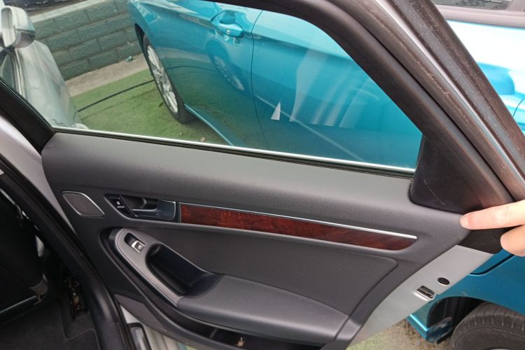 奥迪A4L 2015款 35 TFSI 自动舒适型中控内饰45