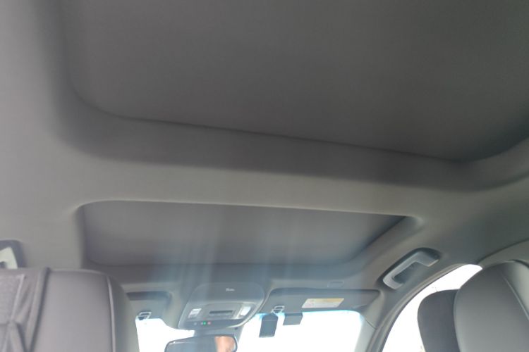 凯迪拉克CT5 2023款 28T 豪华型（标准版）中控内饰22