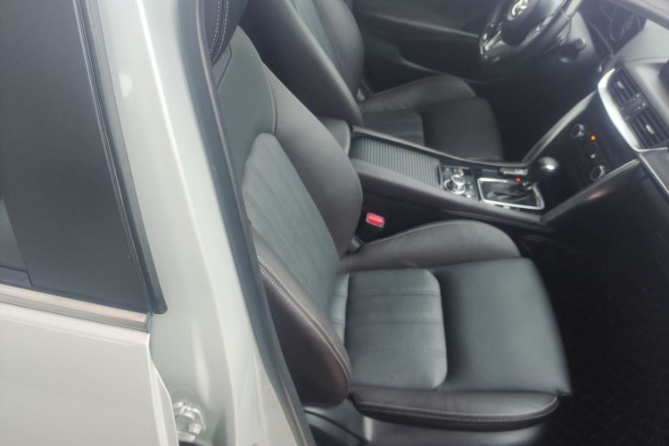 马自达CX-4 2016款 2.5L 自动四驱蓝天激情版局部细节41