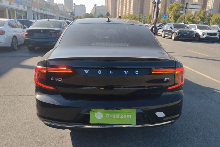 沃尔沃S90 2022款 B5 智逸豪华版车身外观6004