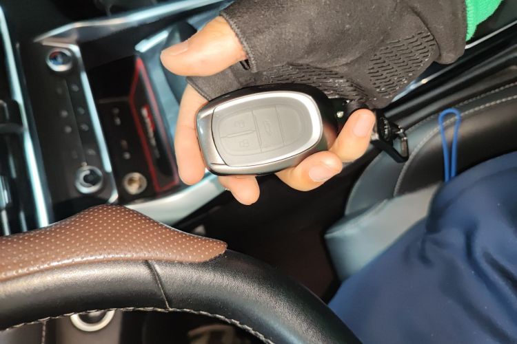 上汽大通MAXUS 大通G50 2021款 1.5T 自动畅游B中控内饰11