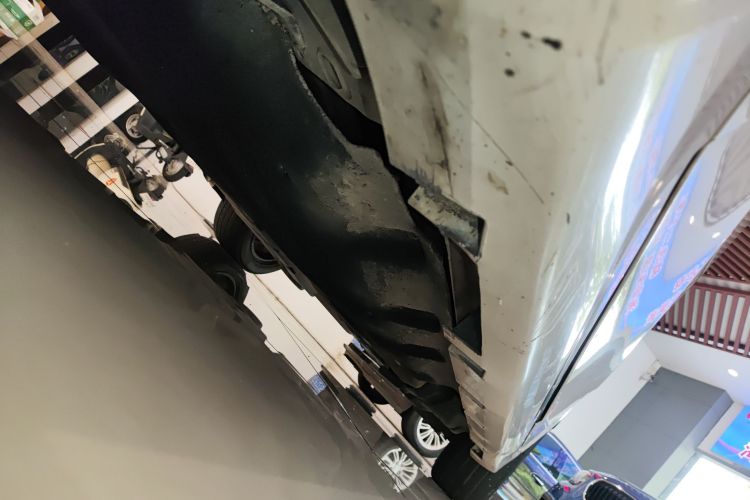 福特 蒙迪欧 2017款 EcoBoost 180 时尚型局部细节9002