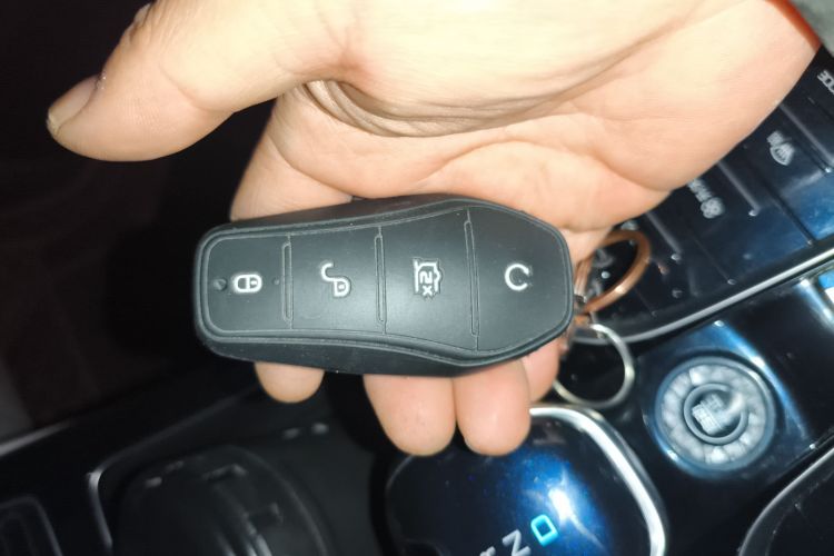 比亚迪 秦PLUS 2021款 DM-i 120KM 尊贵型中控内饰11