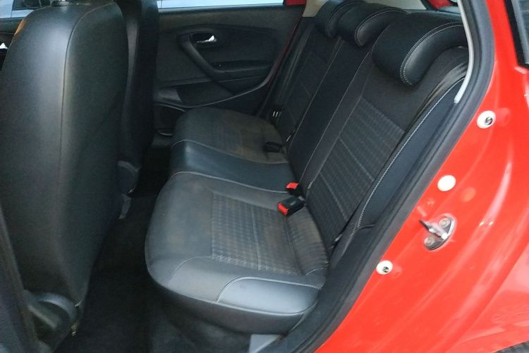 大众 Polo 2014款 1.6L 自动舒适版中控内饰21