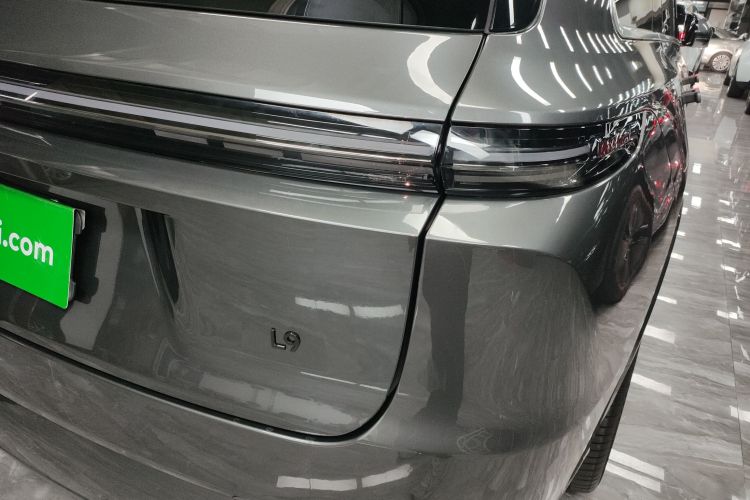 理想汽车 理想L9 2022款 Max车身外观9
