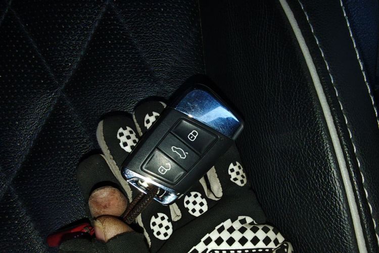 大众 迈腾GTE插电混动 2022款 GTE 豪华型中控内饰11