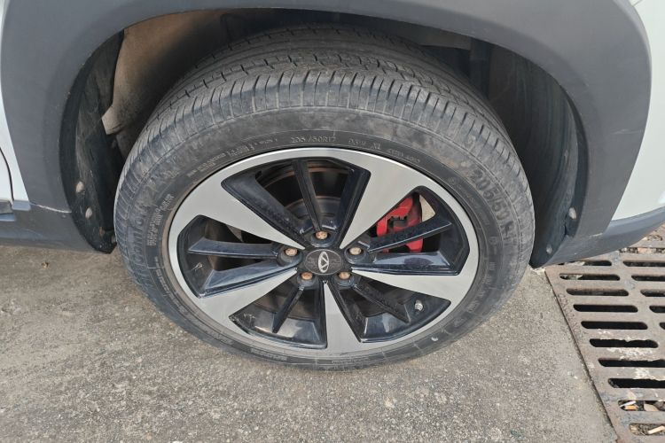 奇瑞 瑞虎3X 2020款 质享版 1.5L CVT尊贵版车身外观10