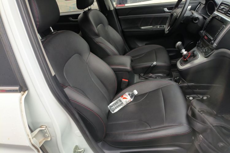 哈弗M6 2019款 1.5T 手动两驱精英型 国VI局部细节41