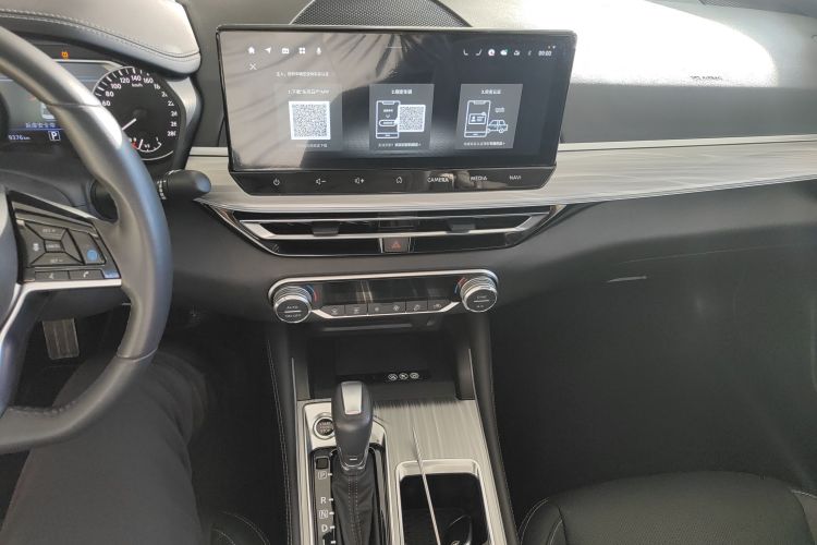 日产 天籁 2022款 2.0T XL 进享版中控内饰16