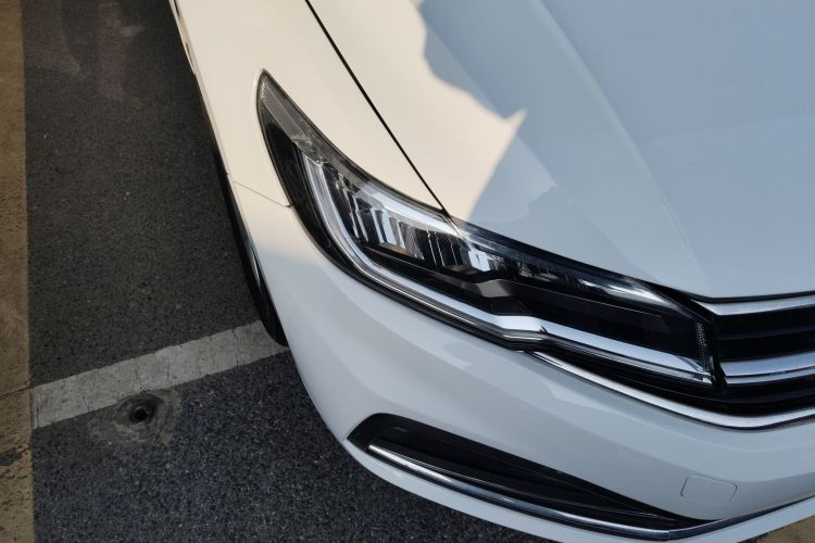 大众 宝来 2019款 改款 1.5L 自动精英型 国V车身外观8