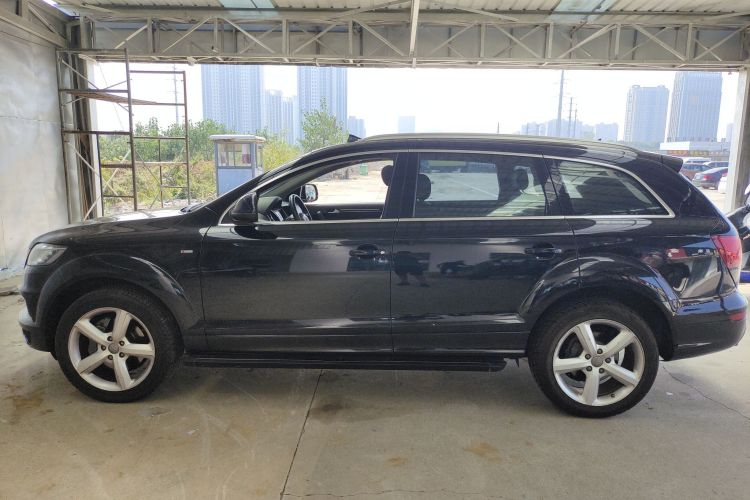 奥迪Q7 2015款 35 TFSI 进取型车身外观6003