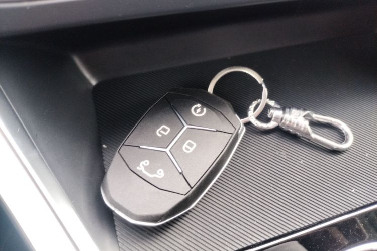 领克01 2020款 2.0T 两驱纯Pro版 国VI中控内饰11