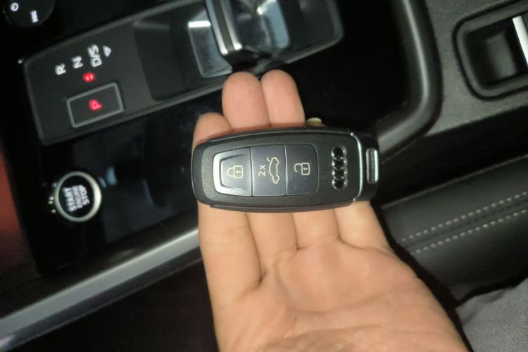 奥迪A3 2024款 Sportback 35 TFSI 时尚运动型中控内饰11