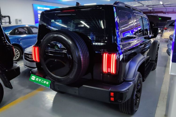 坦克300 2024款 2.0T 征服者车身外观7