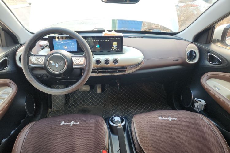 五菱汽车 五菱缤果 2023款 203km 舒享款中控内饰12