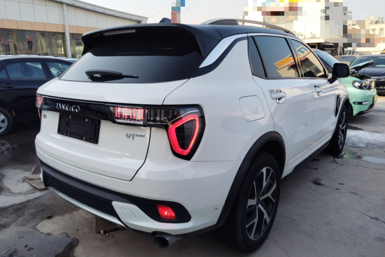 领克01 2017款 2.0T 四驱劲Pro版车身外观6005