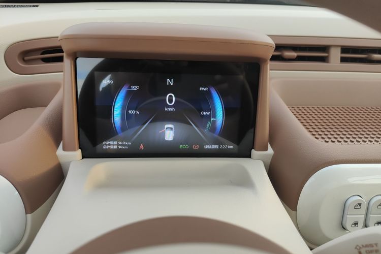 奔腾小马 2026款 222km 萌趣马 Plus中控内饰14