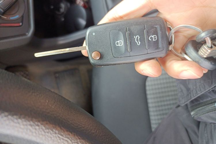 大众 桑塔纳 2016款 1.4L 手动风尚版中控内饰7001