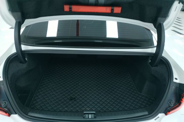 沃尔沃S60 2025款 B4 智远豪华版机舱底盘23