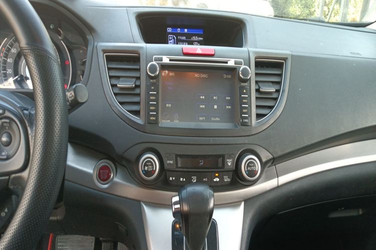 本田CR-V 2012款 2.4L 四驱豪华版局部细节16