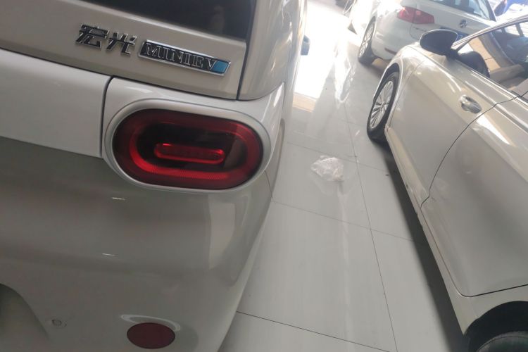 五菱汽车 宏光MINIEV 2024款 第三代 215km 青春版车身外观9