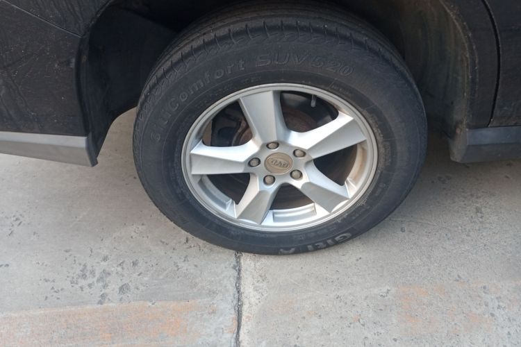 比亚迪S6 2014款 2.0L 手动豪华型 5座车身外观6008