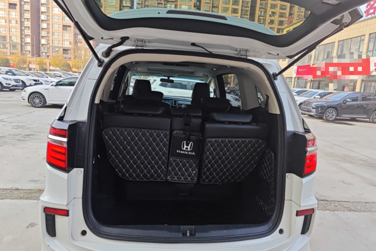 本田 艾力绅 2016款 2.4L 风尚版机舱底盘23