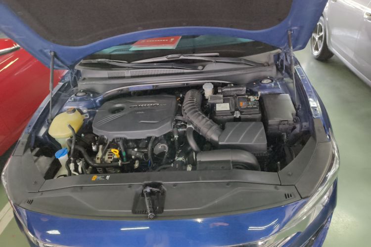 现代 菲斯塔 2019款 280TGDi 智速版 国VI机舱底盘24