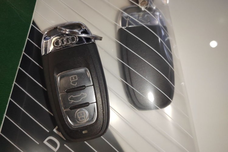 奥迪Q5 2017款 Plus 40 TFSI 舒适型中控内饰11