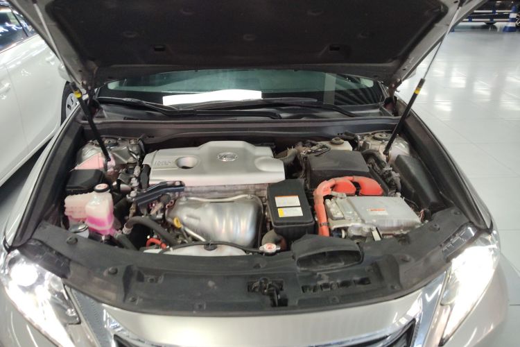 雷克萨斯ES 2015款 300h 舒适版机舱底盘24