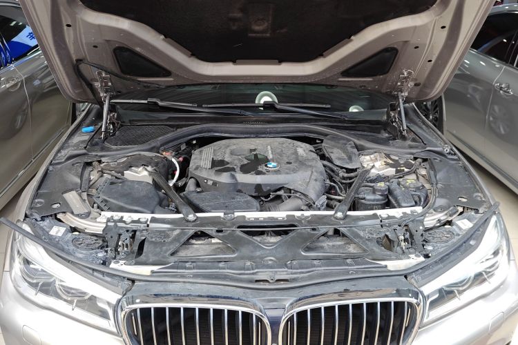 宝马7系 2017款 730Li 豪华型局部细节24