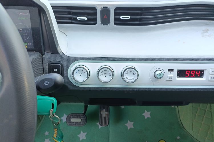 五菱汽车 宏光MINIEV 2021款 马卡龙时尚款 磷酸铁锂局部细节16