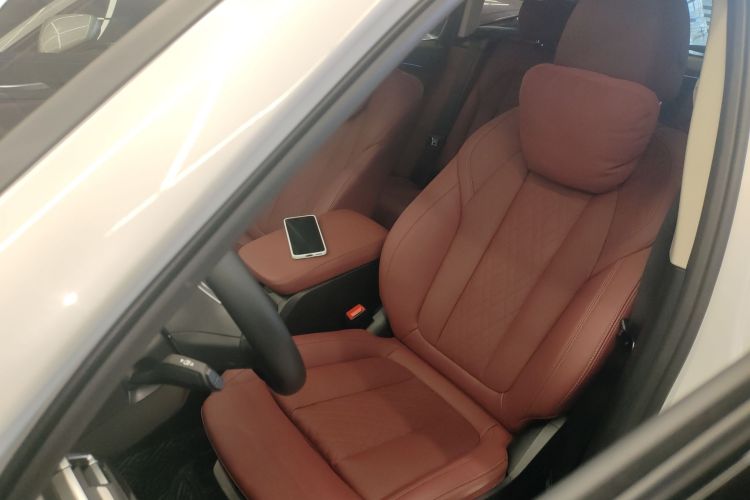 宝马iX3 2024款 创领型中控内饰19