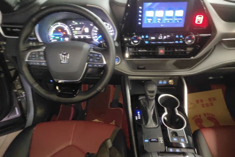 丰田 皇冠陆放 2021款  2.5L HEV两驱精英版局部细节16