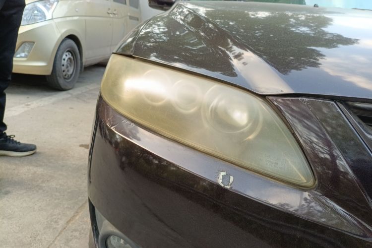 马自达6 2012款 2.0L 自动时尚型车身外观8