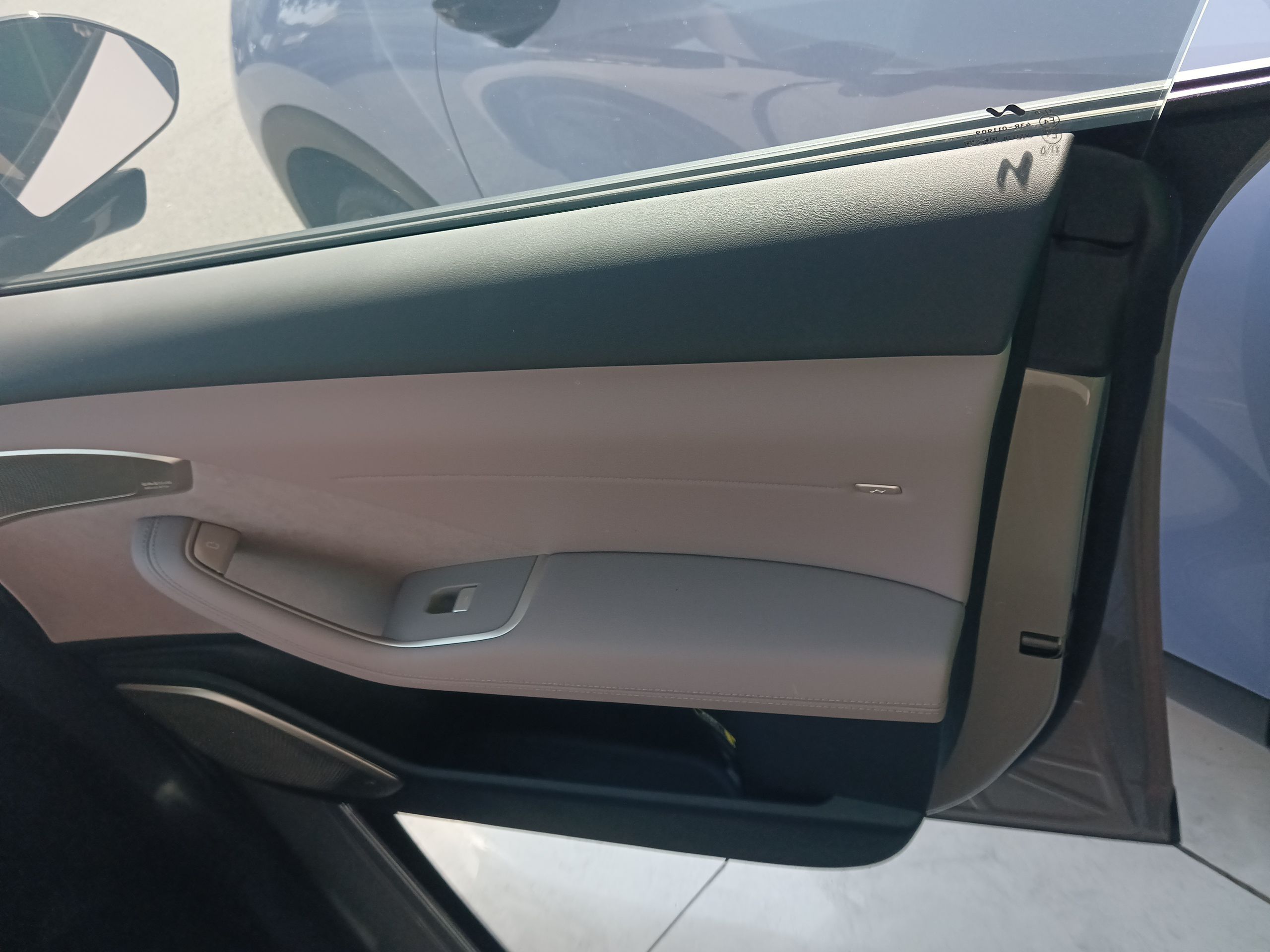 乐道L60 2024款  60kwh 后驱版