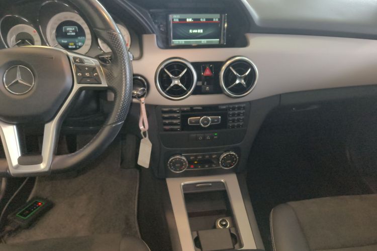 奔驰GLK级 2014款 GLK 200 标准型局部细节16