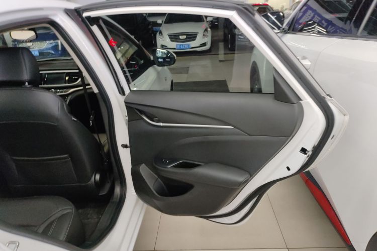 别克 英朗 2019款 18T 自动互联精英型 国VI中控内饰45