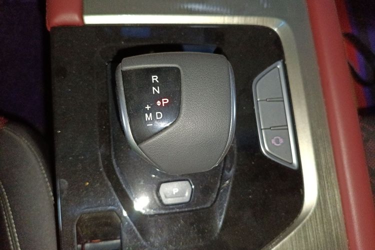 捷途X70 2023款 1.5T DCT超越PRO版 7座中控内饰18