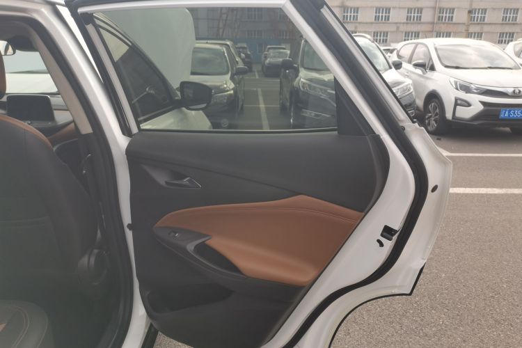 别克 昂科拉 2021款 332T CVT豪华型中控内饰7006