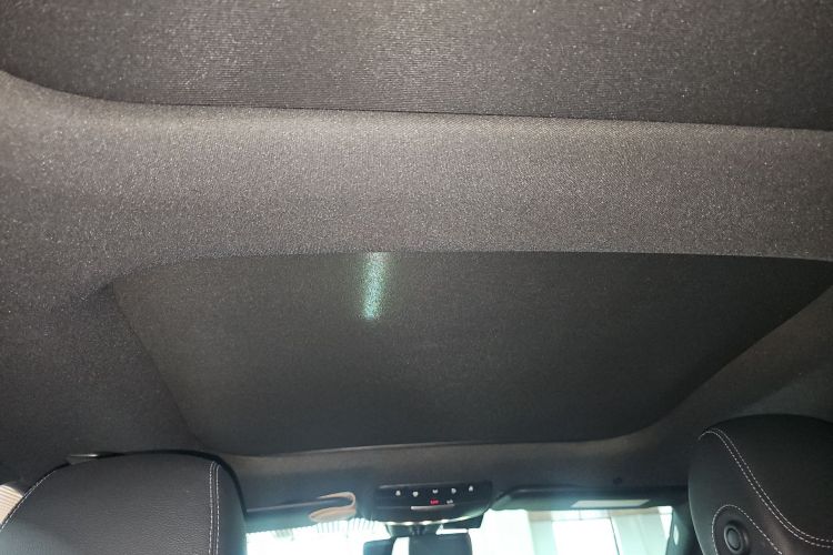 奔驰E级(进口) 2019款 E 260 运动版中控内饰22