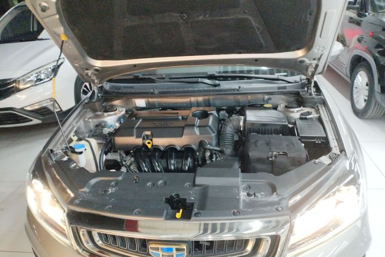 吉利汽车 帝豪 2018款 1.5L CVT豪华型机舱底盘24