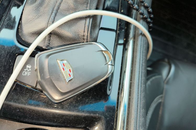 凯迪拉克ATS-L 2017款 28T 时尚型中控内饰11