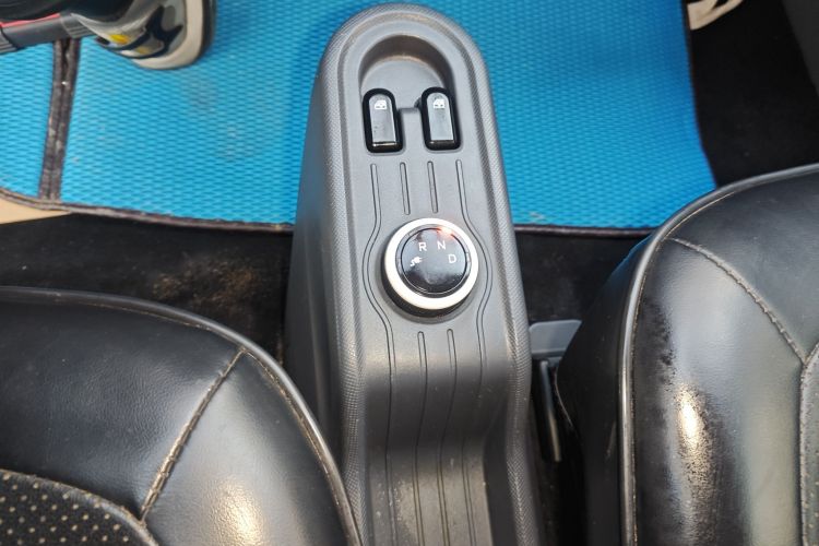 五菱汽车 宏光MINIEV 2021款 马卡龙臻享款 磷酸铁锂中控内饰18