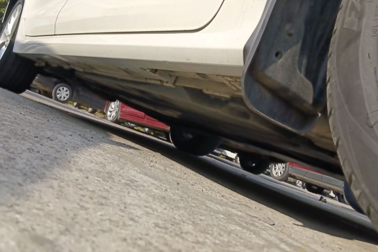 丰田 卡罗拉 2021款 1.2T S-CVT精英PLUS版局部细节9001