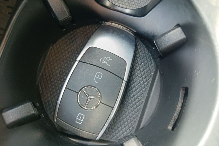 奔驰C级 2021款 C 260 L 运动星耀臻藏版中控内饰7001